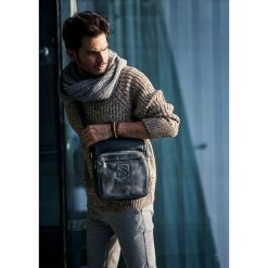 Torba męska na ramię ALWAYS WILD skóra naturalna hq. Żółte torby męskie skórzane ALWAYS WILD, w paski, ze skóry, eleganckie. Za 269,90 zł.
