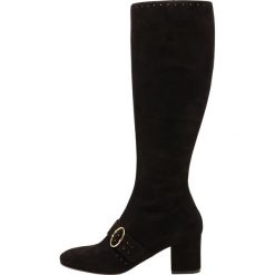 L’Autre Chose Kozaki black. Czarne buty zimowe damskie L’Autre Chose, z materiału. W wyprzedaży za 1154,45 zł.