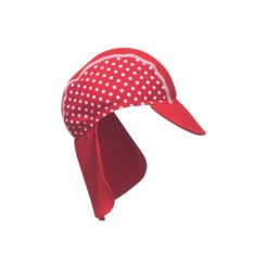 Playshoes Czapka z filtrem UV 50+ kolor czerwony, kropki. Czerwone czapeczki niemowlęce marki Playshoes, w kropki. Za 49,00 zł.