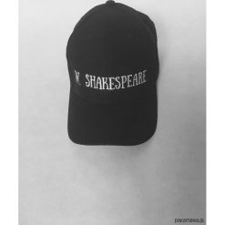 Czapka W. Shakespeare. Szare czapki zimowe damskie Pakamera, z bawełny. Za 69,00 zł.