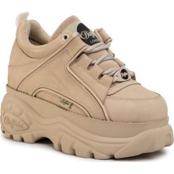 Sneakersy BUFFALO LONDON - 1339-14 2.0 BN15330961 Beige. Brązowe półbuty damskie Buffalo London, na co dzień, bez wzorów, ze skóry, bez obcasa, na płaskiej podeszwie, bez zapięcia. Za 729,00 zł.