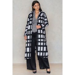 Płaszcze damskie pastelowe: NA-KD Płaszcz w kratę – Black,Multicolor