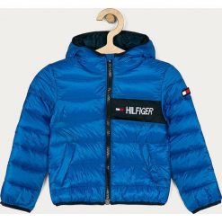 Tommy Hilfiger - Kurtka dziecięca 98-176 cm. Niebieskie kurtki chłopięce TOMMY HILFIGER, bez wzorów, z elastanu, krótkie, z kapturem. Za 559,90 zł.