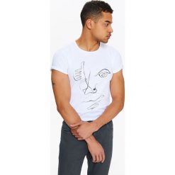 T-shirty męskie z nadrukiem: T-SHIRT MĘSKI Z ARTYSTYCZNYM NADRUKIEM
