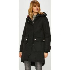 Tommy Hilfiger - Parka. Czarne kurtki damskie s, z bawełny, długie. W wyprzedaży za 899,90 zł.
