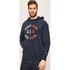 Tommy Jeans - Bluza. Białe bluzy męskie Tommy Jeans, s, z aplikacjami, z elastanu, z kapturem, bez rękawów, z kapturem. Za 449,90 zł.