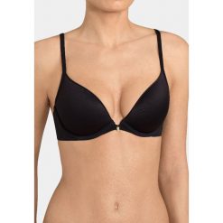 Triumph BODY MAKEUP Biustonosz pushup black. Czarne biustonosze push up Triumph, z elastanu. Za 169,00 zł.