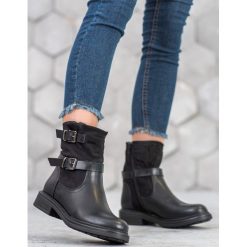 Klasyczne workery. Workery damskie J. STAR, ze skóry ekologicznej, klasyczne, bez obcasa, bez zapięcia. Za 119,00 zł.