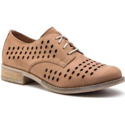 Półbuty JOSEF SEIBEL - Sienna 99 99699 904 230 Creme. Pomarańczowe półbuty damskie Josef Seibel, na co dzień, bez wzorów, ze skóry, bez obcasa, na obcasie, bez zapięcia. W wyprzedaży za 239,00 zł.