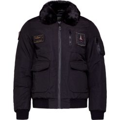 Bomberka AERONAUTICA MILITARE. Brązowe płaszcze męskie Aeronautica Militare, na zimę, m, z aplikacjami, z futra, militarne, bez kaptura. Za 1680,00 zł.