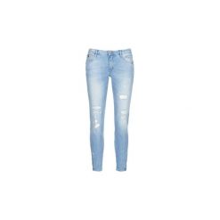 Jeansy slim fit Le Temps des Cerises 316. Niebieskie jeansy damskie marki Le Temps Des Cerises, bez wzorów, z jeansu. Za 495,20 zł.