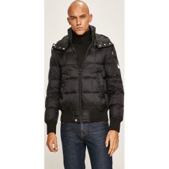 Armani Exchange - Kurtka puchowa. Niebieskie płaszcze męskie Armani Exchange, xl, bez wzorów, z elastanu, krótkie, z kapturem. W wyprzedaży za 959,90 zł.