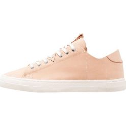 Trampki damskie slip on: HUB HOOK Tenisówki i Trampki natural/offwhite