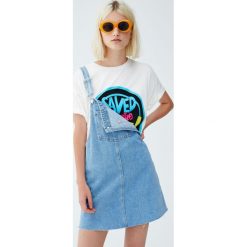 Koszulka „Saved by the Bell”. Szare t-shirty damskie marki Pull&Bear. Za 59,90 zł.