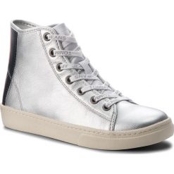 Sneakersy TOMMY JEANS - Light Leather Mid EN0EN00231 Silver 000. Szare półbuty damskie Tommy Jeans, z jeansu. W wyprzedaży za 279,00 zł.