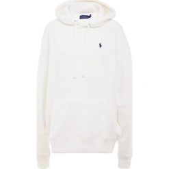 Polo Ralph Lauren MAGIC Bluza z kapturem deckwash white. Białe bluzy z kapturem damskie marki Polo Ralph Lauren, l, z bawełny. Za 549,00 zł.