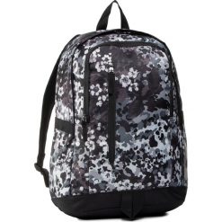 Plecak NIKE - BA6366-056 Czarny. Czarne plecaki męskie Nike, bez wzorów, z materiału, sportowe. Za 119,00 zł.
