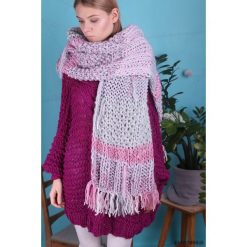 Szal Pink. Różowe apaszki damskie marki Pakamera, ze splotem. Za 390,00 zł.