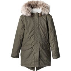 Krótka parka dziewczęca bonprix ciemnooliwkowy. Zielone kurtki dziewczęce bonprix, bez wzorów, krótkie, z kapturem. Za 179,99 zł.