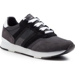 Sneakersy TOMMY HILFIGER - Corporate Material Mix Runner FM0FM02056 Black 990. Czarne sneakersy męskie TOMMY HILFIGER, na co dzień, bez wzorów, z zamszu, eleganckie, bez zapięcia. Za 399,00 zł.