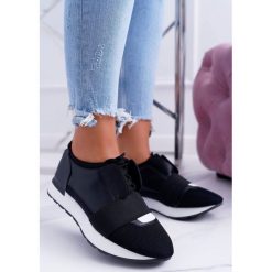 Lu Boo Damskie Czarne Sportowe Buty Madoni. Czarne buty sportowe damskie Tagless, bez wzorów, ze skóry ekologicznej, sportowe, na fitness i siłownię. Za 89,00 zł.