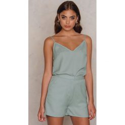 Szorty damskie: NA-KD Boho Szorty z wysokim stanem – Green
