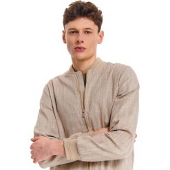Kurtka lniana typu bomber. Szare kurtki sportowe męskie Top Secret, na lato, xxl, bez wzorów, krótkie, bez kaptura, trekkingowe. W wyprzedaży za 99,99 zł.