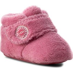 Kapcie UGG - I Bixbee 3274 Inf/Bbg. Czerwone kapcie dziewczęce marki Ugg, z materiału. W wyprzedaży za 149,00 zł.