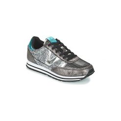 Buty Victoria DEPORTIVO CICLISTA GLITTER. Szare trampki i tenisówki damskie Victoria, bez wzorów, bez zapięcia. Za 207,20 zł.