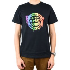 Dr. Martens Logo Tee AC723002 t-shirt męskie czarne L. Czarne t-shirty męskie Dr. Martens, m, z nadrukiem, z bawełny, z okrągłym kołnierzem, krótkie. W wyprzedaży za 139,99 zł.