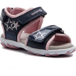 Sandały GEOX - B San.Cuore B B9290B 0AJ15 C0694 M Navy/Pink. Niebieskie sandały dziewczęce Geox, ze skóry ekologicznej, bez zapięcia. Za 179,00 zł.