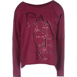 Bluza DEHA DANCE. Czerwone bluzy damskie Deha, z nadrukiem, z bawełny, bez rękawów, bez kaptura. W wyprzedaży za 102,00 zł.