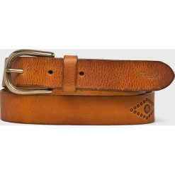 Wrangler - Pasek. Pomarańczowe paski damskie Wrangler, w paski, ze skóry. Za 169,90 zł.