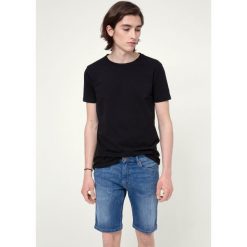 Szorty jeansowe Hugo 708-S 193_DA 50440249. Niebieskie spodenki i szorty męskie HUGO, s, bez wzorów, z jeansu. Za 479,00 zł.