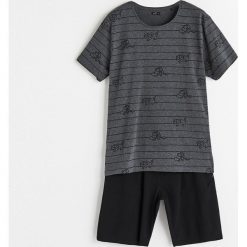 Piżama z szortami - Szary. Szare piżamy damskie marki Reserved, s. Za 79,99 zł.
