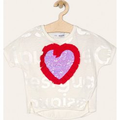 Desigual - T-shirt dziecięcy 104-164 cm. Białe bluzki dziewczęce Desigual, bez wzorów, z bawełny, z okrągłym kołnierzem, z krótkim rękawem, krótkie, bez kaptura. Za 169,90 zł.