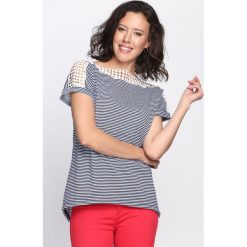 Granatowy T-shirt Little Strange. Niebieskie bluzki damskie marki Born2be, l. Za 39,99 zł.