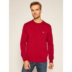 Sweter Lacoste AH2193. Czerwone swetry męskie Lacoste, m, bez wzorów, klasyczne, z klasycznym kołnierzykiem, bez kaptura. Za 449,00 zł.