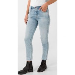 Diesel Babhila Dżinsy Niebieski. Niebieskie jeansy damskie Diesel, bez wzorów, z elastanu. Za 702,95 zł.