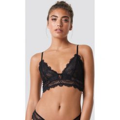 Biustonosze: NA-KD Lingerie Koronkowy biustonosz w dekoltem V - Black