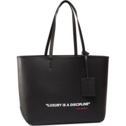 Torebka KARL LAGERFELD - 201W3121 Black. Czarne torebki klasyczne damskie KARL LAGERFELD, bez wzorów, ze skóry, klasyczne, bez dodatków. W wyprzedaży za 739,00 zł.