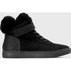 Kazar Studio - Buty. Czarne buty sportowe damskie Kazar Studio, bez wzorów, z gumy, sportowe. W wyprzedaży za 199,90 zł.