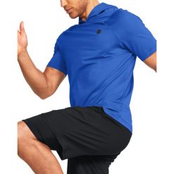 Under Armour RUSH™ HeatGear® Koszulka Niebieski. Niebieskie podkoszulki męskie Under Armour, xl, bez wzorów, z elastanu, z krótkim rękawem. Za 274,95 zł.