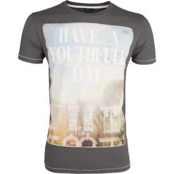T-Shirt Pepe Jeans Hackney Grey. Szare t-shirty męskie Pepe Jeans, m, bez wzorów, z jeansu, klasyczne, z klasycznym kołnierzykiem. Za 49,00 zł.