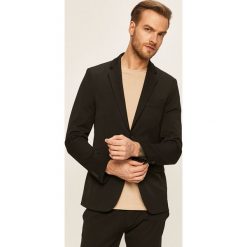 Tailored & Originals - Marynarka. Czarne garnitury męskie Tailored & Originals, bez wzorów, z elastanu, eleganckie. W wyprzedaży za 449,90 zł.