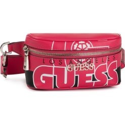 Saszetka nerka GUESS - Calista (LA) HWLA75 85800 PMU. Czerwone nerki damskie Guess, z aplikacjami, ze skóry ekologicznej, młodzieżowe, bez dodatków. Za 399,00 zł.
