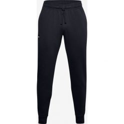 Under Armour Rival Fleece Spodnie dresowe Czarny. Czarne spodnie męskie Under Armour, na imprezę, s, bez wzorów, z bawełny. Za 240,95 zł.