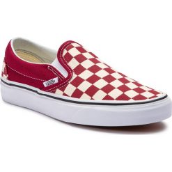 Tenisówki VANS - Classic Slip-On VN0A38F7VLW1 (Checkerboard) Rumba Red. Czerwone półbuty męskie Vans, bez wzorów, z gumy, bez zapięcia. W wyprzedaży za 199,00 zł.