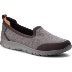 Półbuty CLARKS - Step Allena Lo 261340054 Black. Półbuty damskie Clarks. W wyprzedaży za 169,00 zł.
