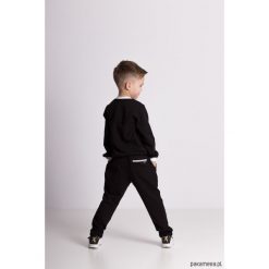 Spodnie dresowe eleganckie czarne. Czarne dresy chłopięce marki Pakamera, z dresówki. Za 60,00 zł.